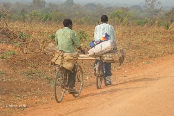 Zambia_2011_1D-7736.jpg Zambia_2011_1D-7736.jpg